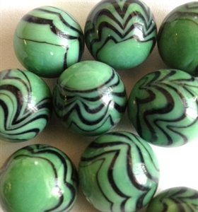 Picture of MM3048B HANDMADE 16MM Green w/black, set of 10