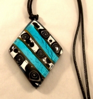 Picture of GP55 Hand Made Fused Glass Jewerly-Triangle 