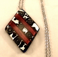 Picture of GP53 Hand Made Fused Glass Jewelry-Triangle 